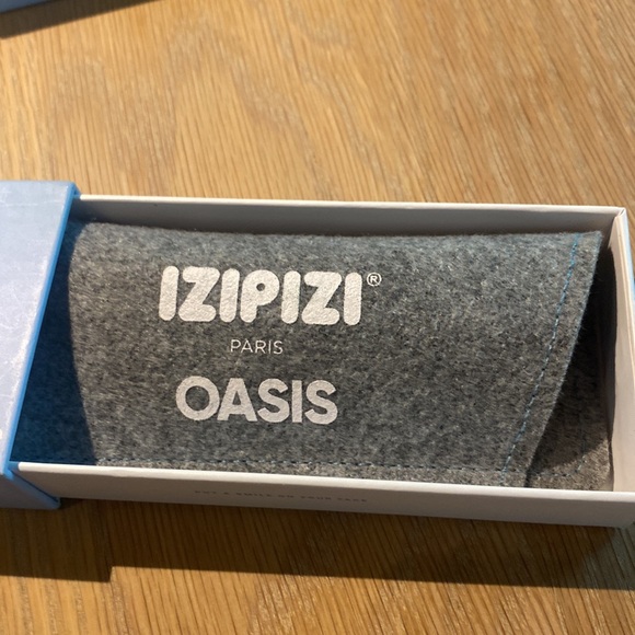 Izipizi Kids Sunglasses (5-10Y) - blue mirage, grey smoke lenses - Picture 2 of 6